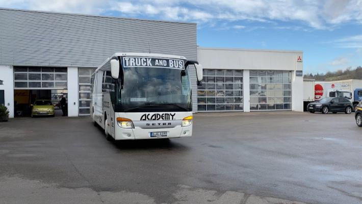 ACADEMY Fahrschule Lutz GmbH