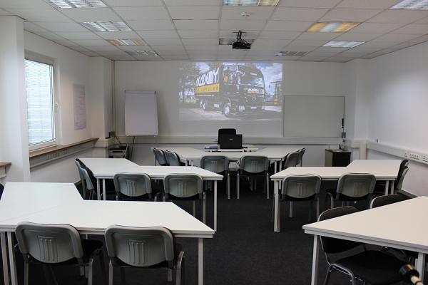 ACADEMY Fahrschule Truck+Bus Rhein-Main GmbH