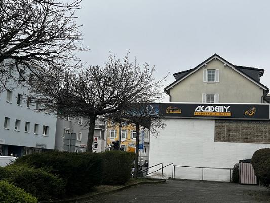 ACADEMY Fahrschule Hüttl