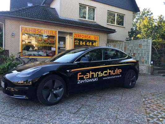 Fahrschule Michael Zerfowski
