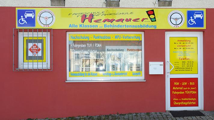 FAHRSCHULE / Ferienfahrschule und Handicapfahrschule Hemauer GmbH