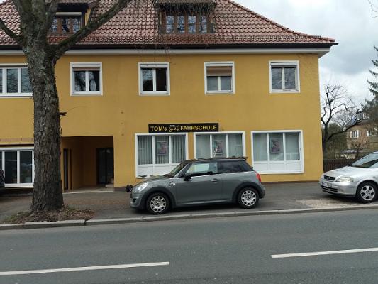 Tom's O.K. Fahrschule