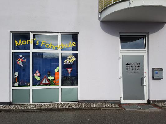Moni's Fahrschule