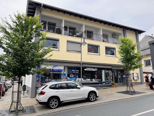 Fahrschule Black & White