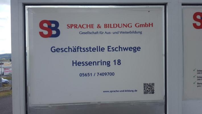 Academy Fahrschulzentrum UG