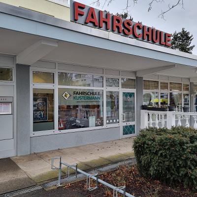 Fahrschule Kustermann Sindelfingen-Goldberg