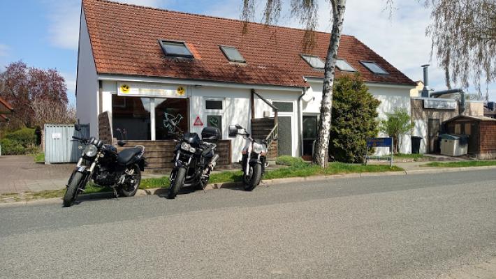 Fahrschule Ahlten, Michael Floto