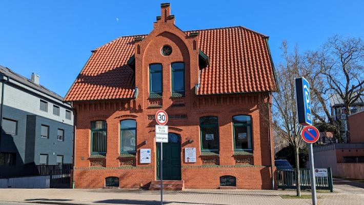 Fahrschule Voß GmbH & Co. KG Rundeel 15, 31535 Neustadt