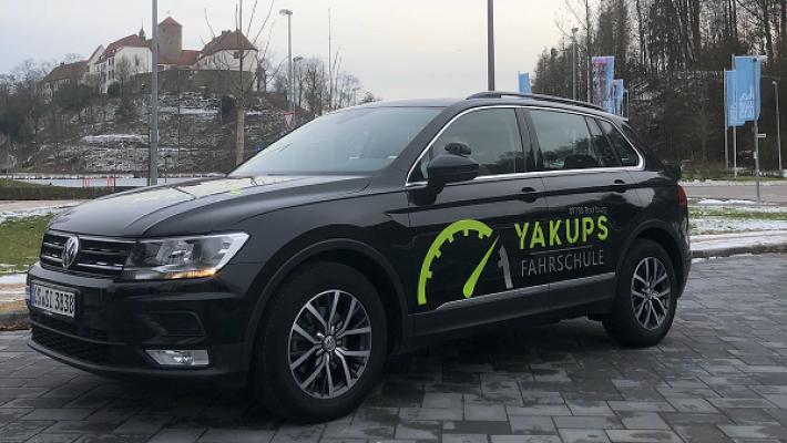 Yakups Fahrschule