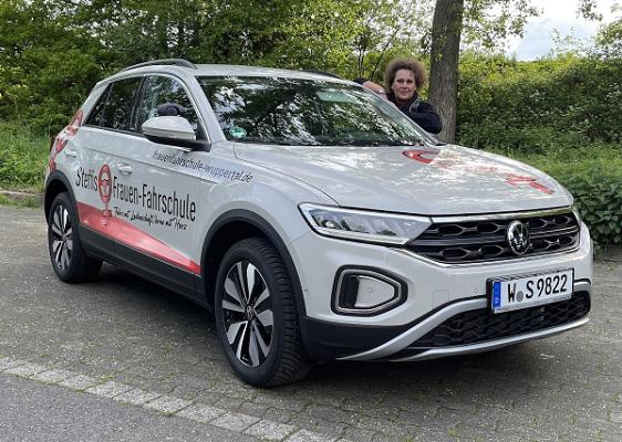 Steffis Frauen-Fahrschule