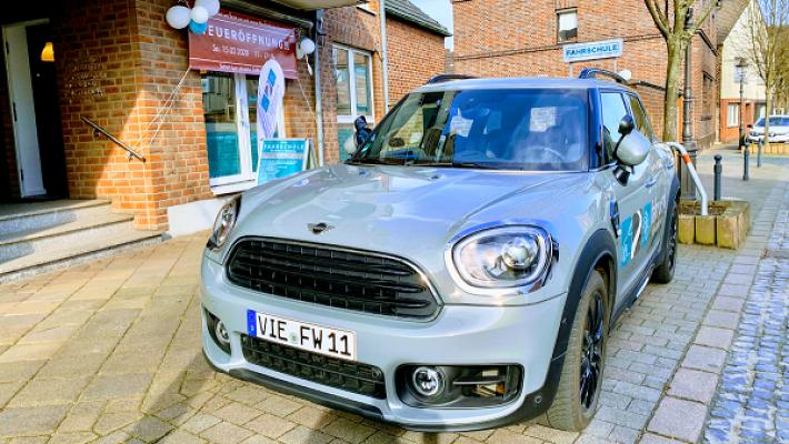 fahrwerk - die Fahrschule. Fil. Neersen