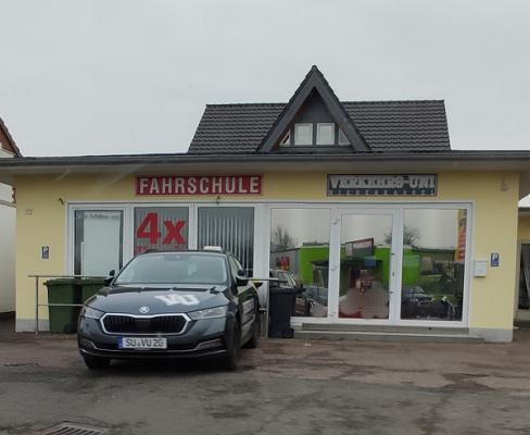 Fahrschule Verkehrs-Uni