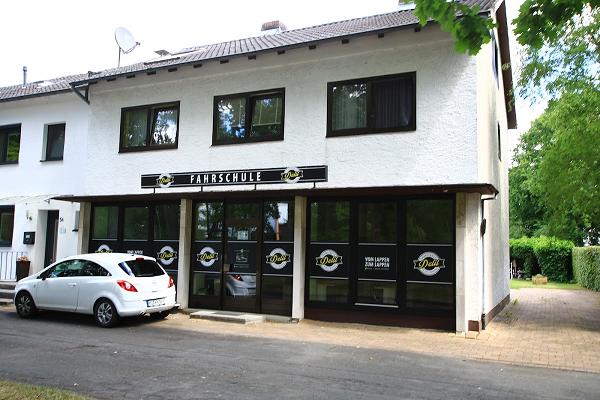 Fahrschule Delil Kizilboga GmbH & Co. KG