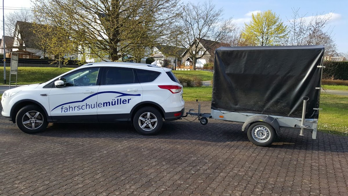 683489858984e