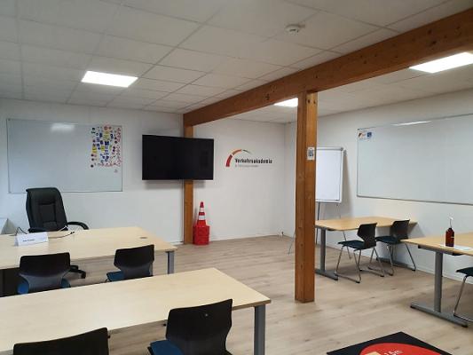 Verkehrsakademie Fahrschule GmbH