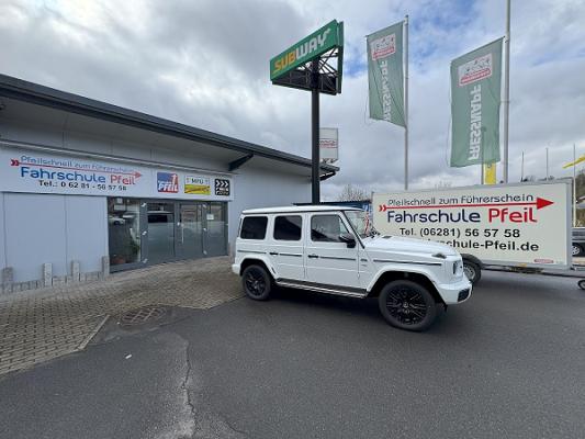 Fahrschule Pfeil, Inhaber: Absolut Fahrschule Pfeil GmbH