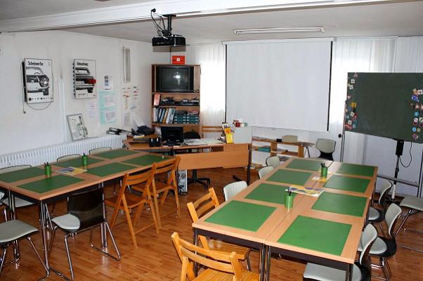 ACADEMY Fahrschule Fiek GmbH