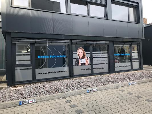 Robbis Fahrschule
